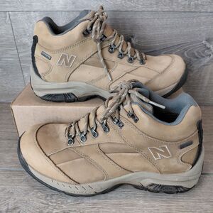 New Balance 977 Boots Women Size 9.5 Brown Leather Gore-Tex Outdoor Hiking Shoes